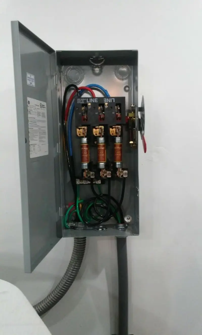 Three-phase disconnect switch installed for Electrical Wiring & Rewiring in Terrell